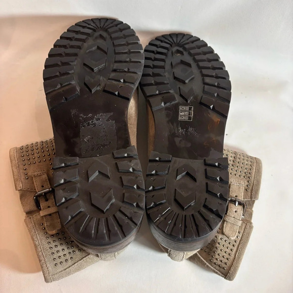 COACH Sz 8B Gates Moto Style Suede Ankle Boots Studded Chunky Sole Rounded Toe - Picture 15 of 16